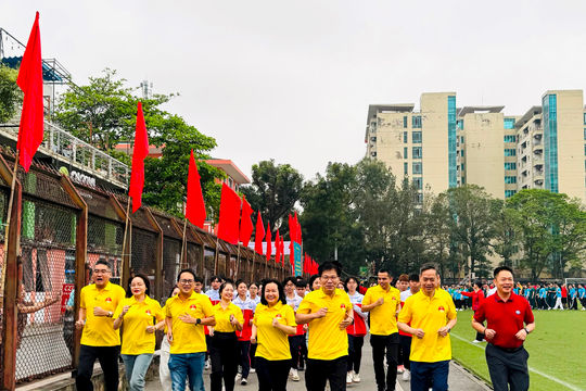 Phường Kim Liên phát động Ngày chạy Olympic vì sức khỏe toàn dân