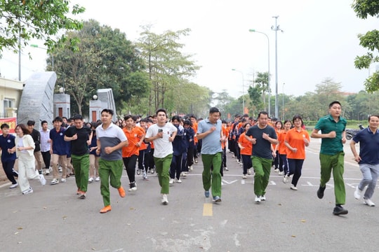 600 vận động viên tham gia “Ngày chạy Olympic vì sức khỏe toàn dân” năm 2026 tại xã Quang Minh