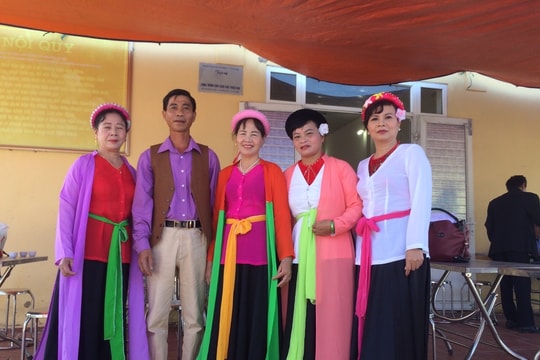 Chuyện những nông dân giữ lửa chèo ở Nghiêm Xá