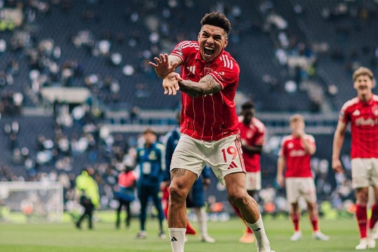 Ngoại hạng Anh: Thua sốc 0-3 trên sân nhà, Tottenham Hotspur gần nguy cơ xuống hạng