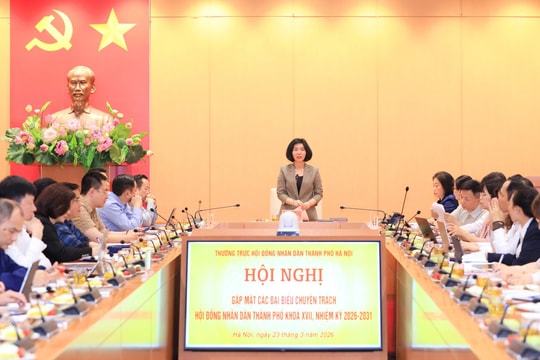 Thường trực HĐND TP Hà Nội gặp mặt các đại biểu chuyên trách HĐND thành phố khóa XVII