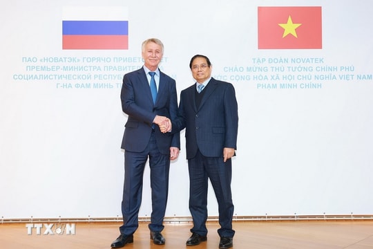 Thủ tướng Phạm Minh Chính làm việc, thúc đẩy các dự án khí LNG với Nga