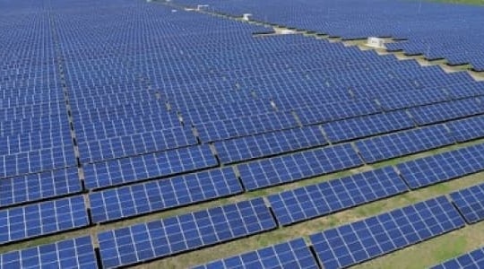 Lợi thế chiến lược của năng lượng sạch trước “cơn sốt” giá dầu và khí đốt