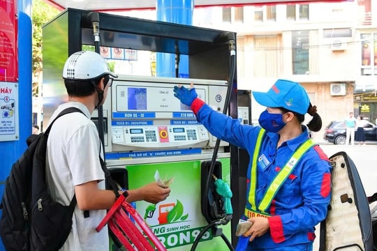 Giải pháp nào khiến giá xăng, dầu Việt Nam đang thấp hơn khu vực?