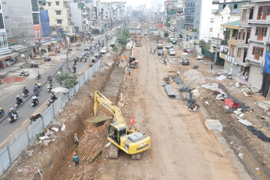 Hà Nội: Không để đứt gãy chuỗi cung ứng vật liệu làm ảnh hưởng đến tiến độ các dự án đầu tư