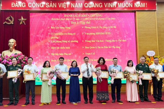 Phường Ô Chợ Dừa: Công tác bầu cử bảo đảm đúng quy trình, an toàn và nghiêm túc