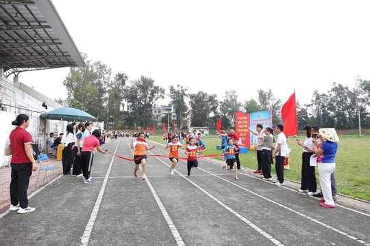 Hơn 150 vận động viên tham gia Giải thể thao học sinh phổ thông xã Sóc Sơn