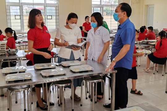 Phường Thượng Cát: Xử lý dứt điểm điểm nghẽn về an toàn thực phẩm