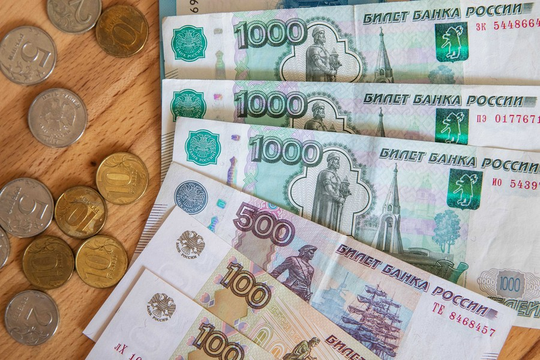Nga siết chặt kiểm soát tiền mặt, cấm xuất khẩu vàng