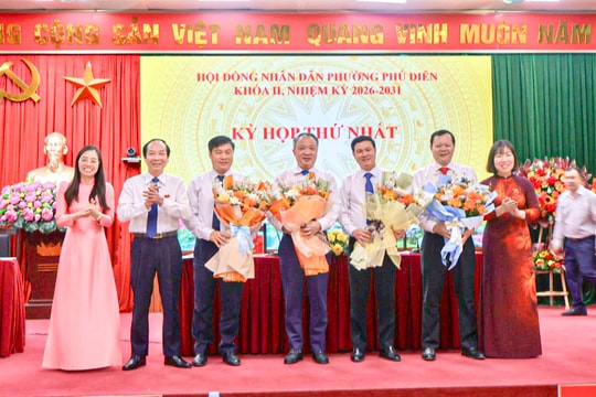 Khai mạc Kỳ họp thứ nhất HĐND phường Phú Diễn khóa II, nhiệm kỳ 2026–2031: Kiện toàn tổ chức bộ máy, quyết định nhiều nội dung quan trọng