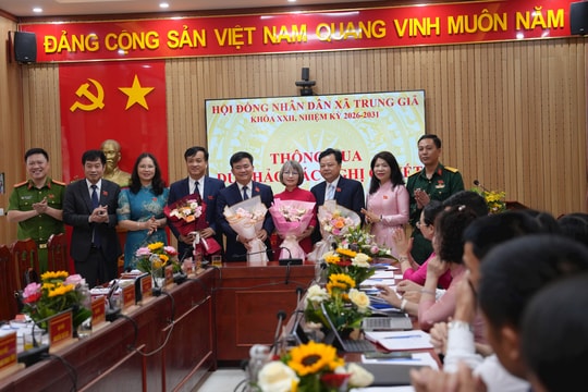 Xã Trung Giã kiện toàn các chức danh lãnh đạo chủ chốt tại Kỳ họp thứ nhất HĐND xã nhiệm kỳ mới