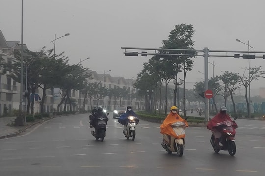 Hà Nội mưa phùn trước khi xuất hiện nắng nóng