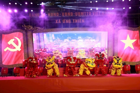 126 tay trống hội vang nhịp đoàn kết tại chương trình văn hóa - nghệ thuật xã Ứng Thiên