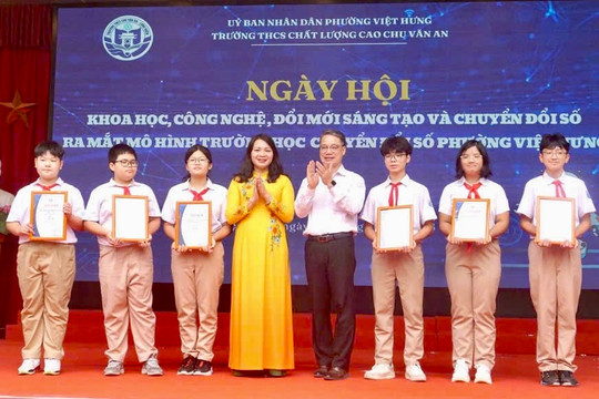 Ra mắt mô hình “Trường học chuyển đổi số” tại Trường THCS chất lượng cao Chu Văn An