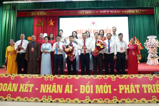 25 người được bầu vào Ban Chấp hành Hội Chữ thập đỏ xã Thuận An
