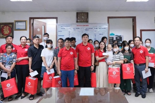 Lan tỏa yêu thương từ tinh thần “cho đi là còn mãi”
