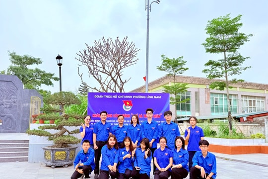 Đoàn phường Lĩnh Nam khánh thành công trình “Ghế đá thanh niên”.