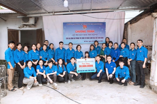 Hành trình về nguồn bồi đắp lòng yêu nước và tinh thần tình nguyện