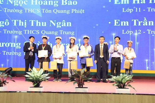 200 học sinh tranh tài chung kết ENMATH lần thứ II