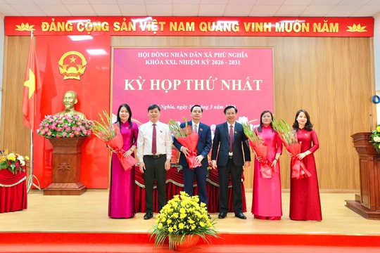 Xã Phú Nghĩa kiện toàn các chức danh lãnh đạo tại Kỳ họp thứ nhất