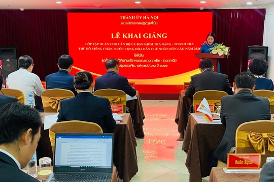 Khai giảng lớp tập huấn nghiệp vụ kiểm tra, giám sát cho cán bộ Thủ đô Viêng Chăn