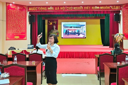 Tập huấn phòng bệnh dại động vật tại các xã: Tây Phương, Hạ Bằng, Hòa Lạc, Thạch Thất