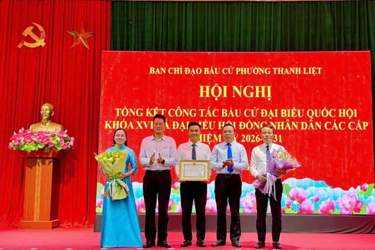 Phường Thanh Liệt tổng kết công tác bầu cử, khen thưởng nhiều tổ chức, cá nhân