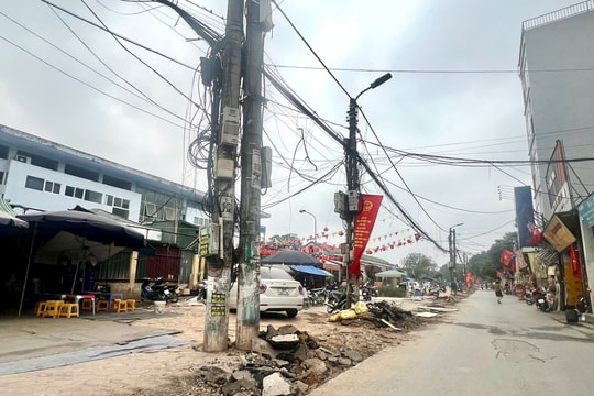 Khẩn trương thi công cải tạo ngõ 193 Phú Diễn: Tháo gỡ “nút thắt” về hạ tầng trước 30-6