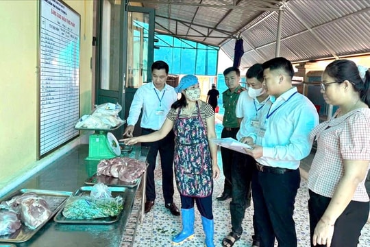 Xã Ba Vì đẩy mạnh kiểm tra, bảo đảm an toàn thực phẩm học đường