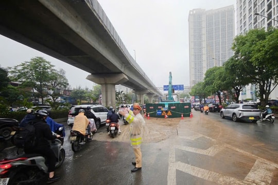 Chủ động bảo đảm trật tự, an toàn giao thông tại các công trình chống ngập trên toàn thành phố