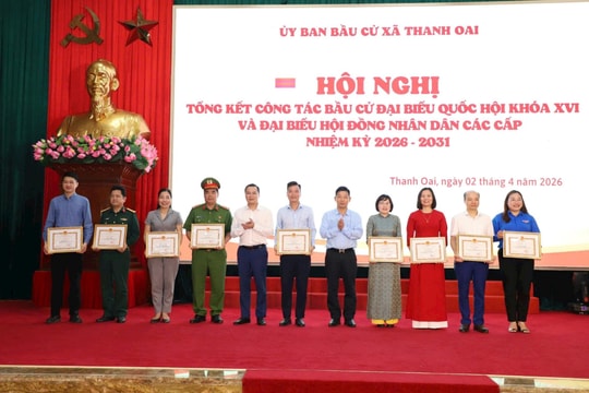 Xã Thanh Oai khen thưởng 38 tập thể, 174 cá nhân có thành tích xuất sắc trong công tác bầu cử