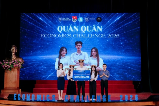 Sinh viên “giải mã” bài toán kinh tế: Sức hút từ sân chơi học thuật gắn thực tiễn