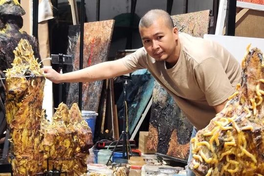 “Tằm” - hành trình 10 năm Lê Hữu Hiếu đưa văn hóa Việt ra thế giới