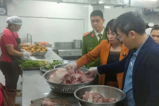 Kiểm tra, giám sát chặt chẽ, đảm bảo an toàn thực phẩm bếp ăn trường học