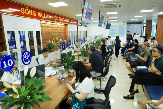 Tái định hình quản trị đô thị: Hà Nội dần vượt qua các thách thức