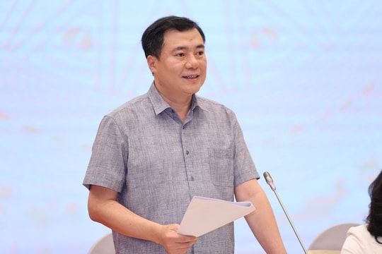 Bộ Công Thương bám sát 5 nguyên tắc điều hành để bảo đảm nguồn cung xăng dầu