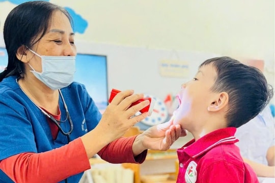 Xã Hoài Đức kiểm soát chặt các nguy cơ lây lan dịch tay chân miệng, tạo lá chắn bảo vệ trẻ em và học sinh
