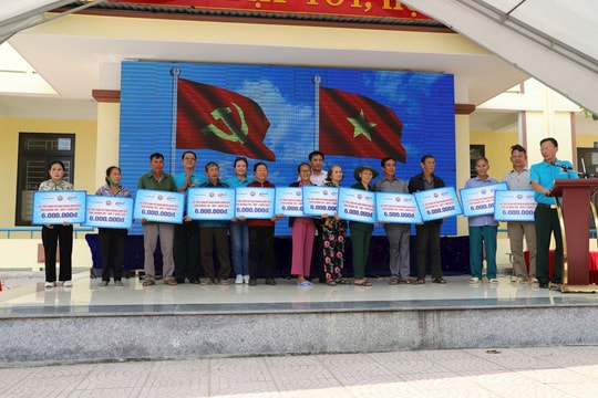 Hỗ trợ sinh kế cho 25 nạn nhân bom mìn có hoàn cảnh khó khăn tại xã Bắc Trạch, tỉnh Quảng Trị