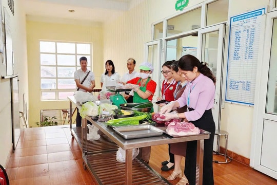 Xã Nam Phù chủ động ngăn ngừa rủi ro an toàn thực phẩm