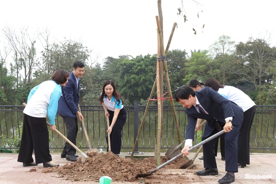 Phụ nữ Phúc Thọ lan tỏa yêu thương, bứt phá chuyển đổi số, vững bước trong kỷ nguyên mới
