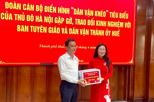 Hà Nội - Huế: Trao đổi kinh nghiệm “Dân vận khéo” xây dựng đô thị xanh, thông minh, giàu bản sắc