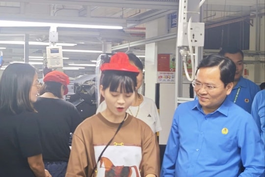 Đổi mới phong trào thi đua, tạo động lực cho tăng trưởng hai con số
