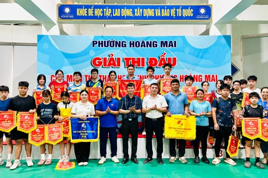 Trao 138 giải thưởng thể thao cho học sinh phường Hoàng Mai
