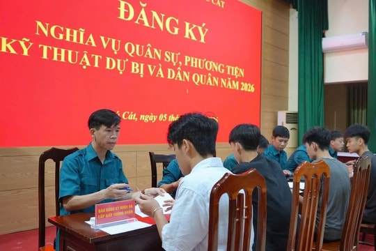 Xã Phú Cát: Thực hiện tốt chính sách hậu phương quân đội để tuyển quân đạt kết quả cao