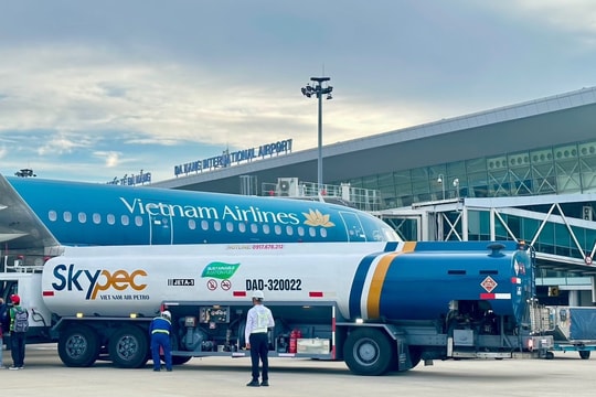 Việc huy động nguồn cung nhiên liệu bay đã có dấu hiệu tích cực hơn