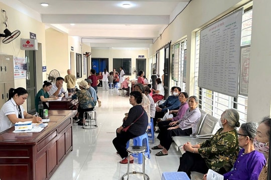 Phường Tùng Thiện: Khởi động chiến dịch chăm sóc sức khỏe cho người dân
