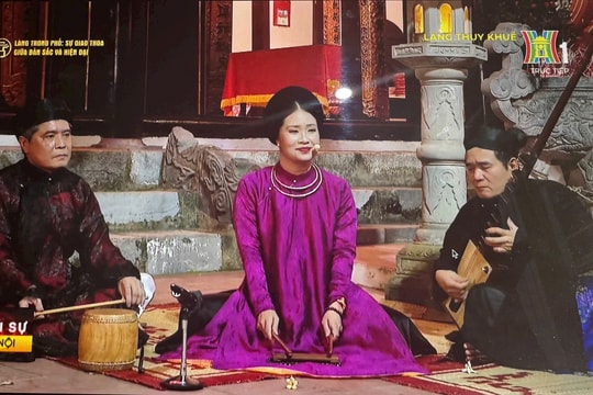 Giữ hồn làng trong phố