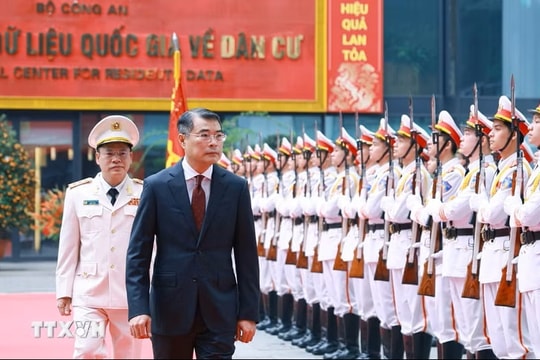 Thủ tướng: Hiện đại hóa phương thức quản trị quốc gia, xây dựng nền hành chính phục vụ