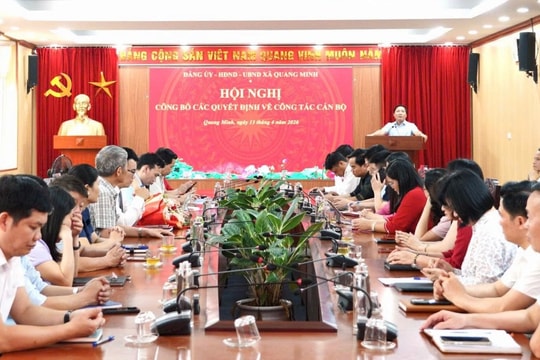 Đảng ủy xã Quang Minh tổ chức hội nghị công bố các quyết định về công tác cán bộ