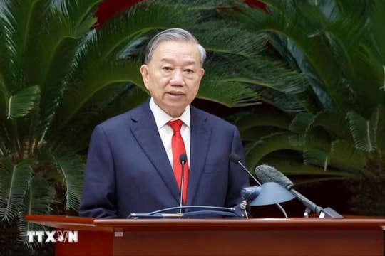 Tổng Bí thư, Chủ tịch nước Tô Lâm chủ trì Hội nghị công bố các Quyết định của Bộ Chính trị về công tác cán bộ